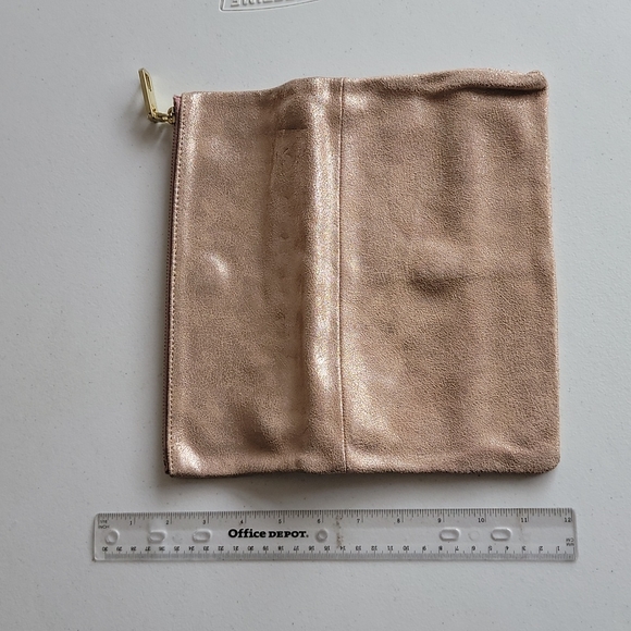 GAP Soft Leather Cream Rose Gold Metallic Clutch - Picture 4 of 11